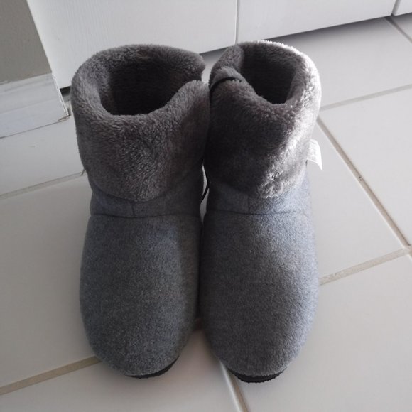 Obbomed USB Unisex 10V Carbon Fiber Heated Booties - Picture 1 of 4